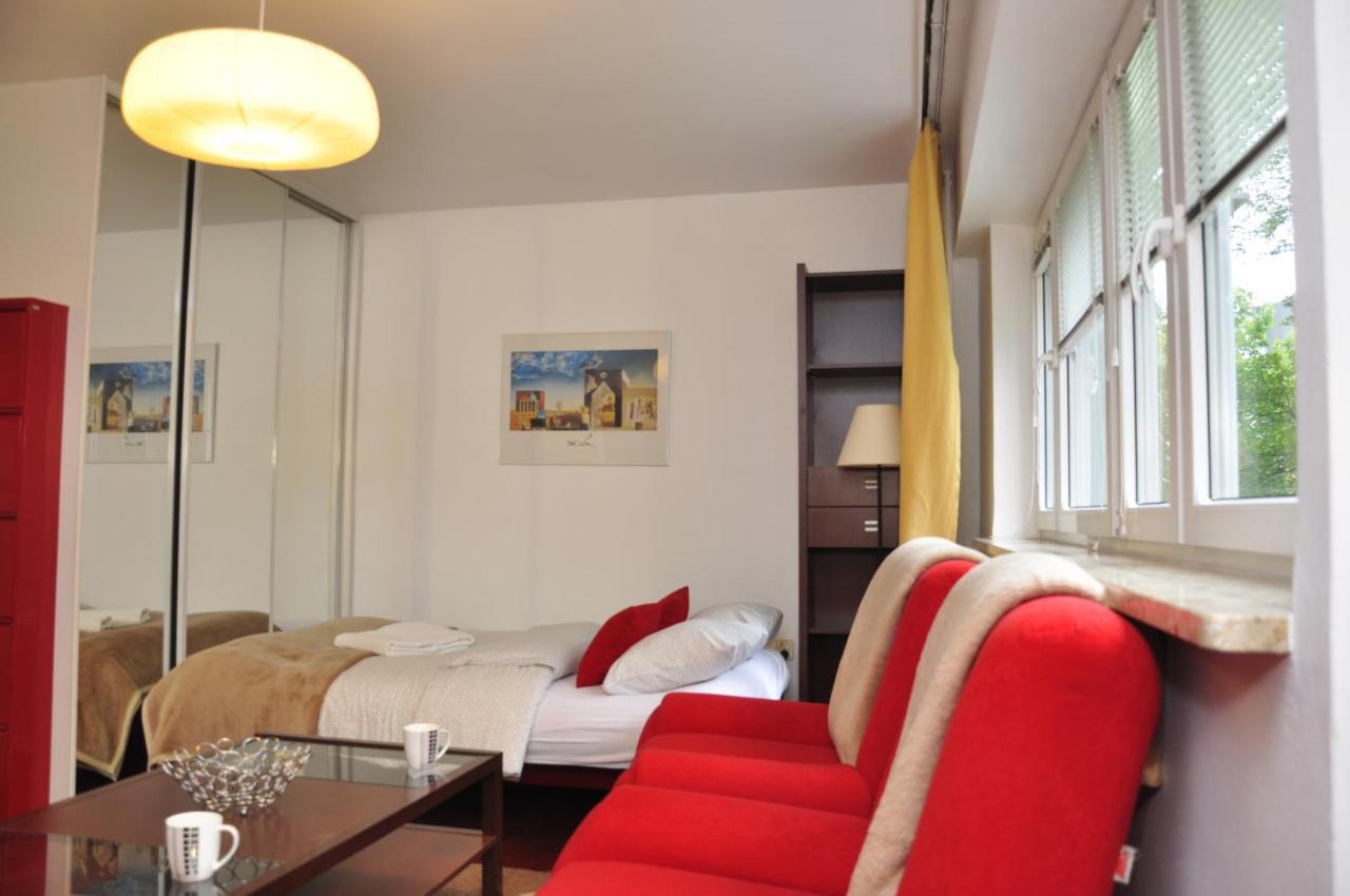 Prudentia Apartments Moko Economy Varsovia Exterior foto